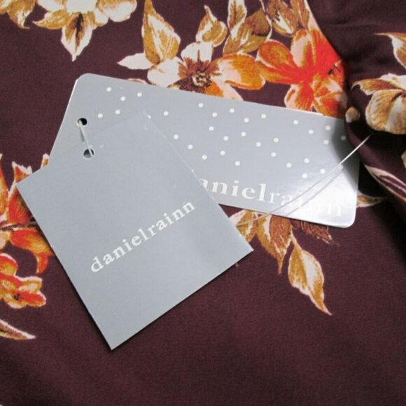 NWT Daniel Rainn Burgundy Floral 3/4 Sleeve Split-neck Chiffon Top-PXS - Picture 5 of 16